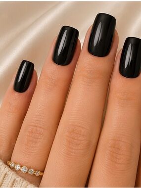 Black
Nails 5 for $20 or $7